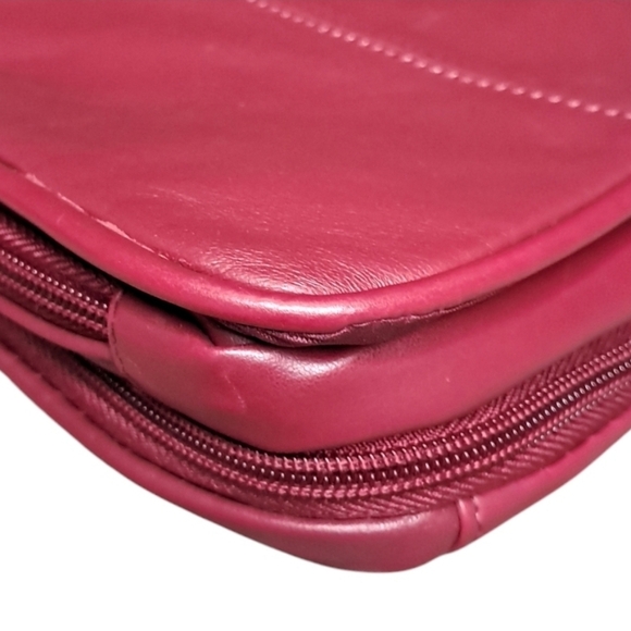 Buxton Unisex Sling/Crossbody/Messenger Multipocketed Organizer Bag - Picture 8 of 16